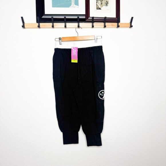 Zumba Wear NWT! Women's Chill The Funk Out Capri Pants Black Size S - Picture 3 of 5